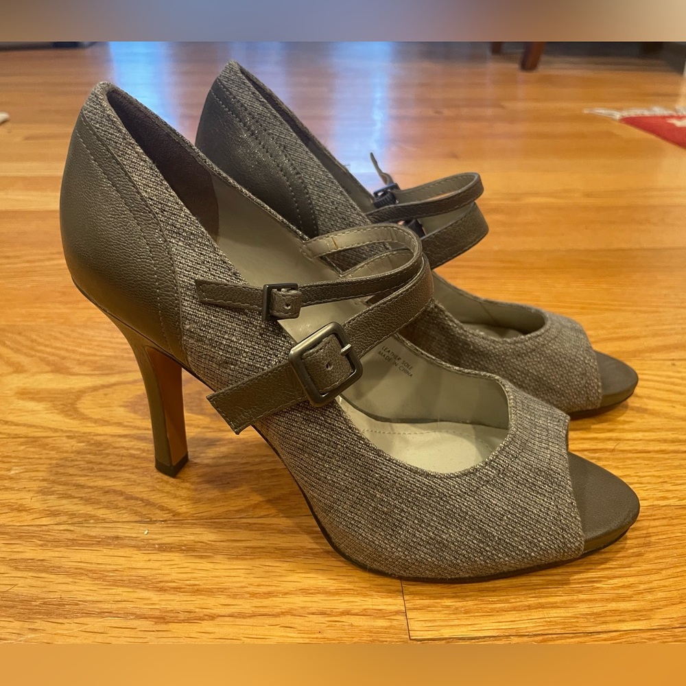 Tahari Brown Leather and Fabric Peep-Toe Heels